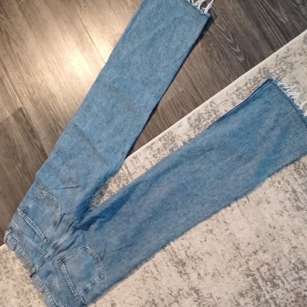 Zara High Rise Blue Jeans - Picture 5 of 12
